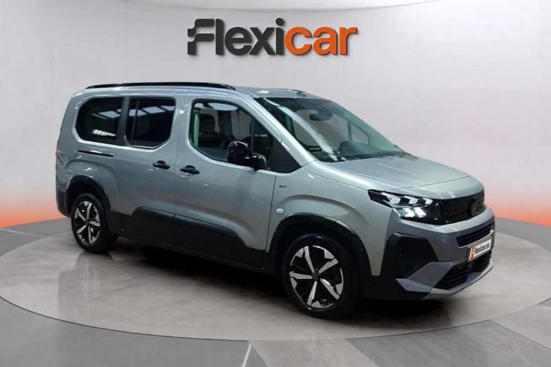 Gris Usado 2025 Peugeot Rifter GT Monovolumen | 26.990 € (Caro) - Imagen 1/4