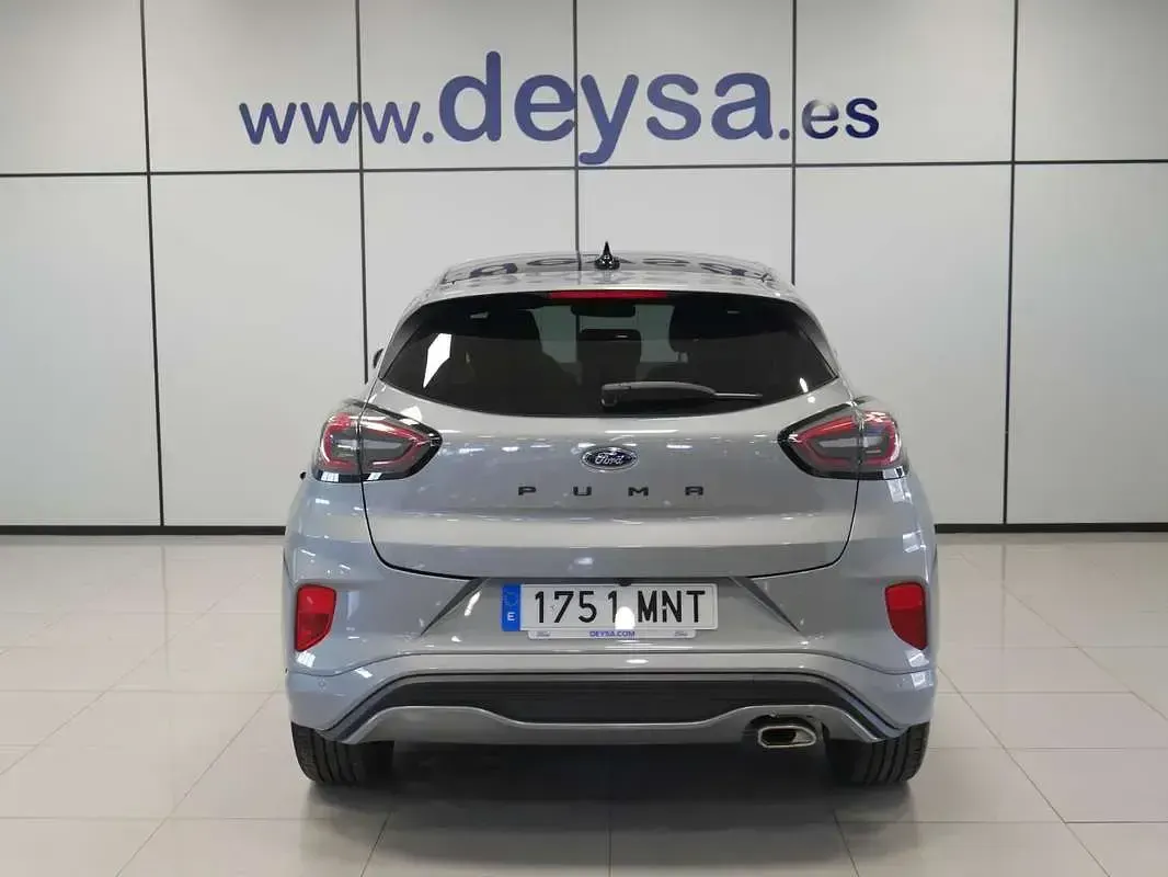 Usado Ford Puma ST-Line X 125 CV (91 kW) 2024 Plateado SUV