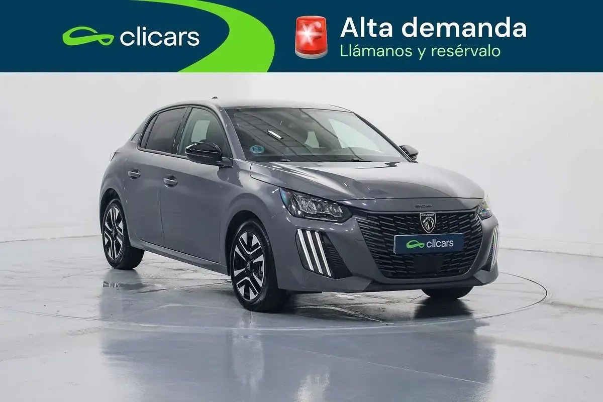Usado Peugeot 208 Allure 102 CV (75 kW) 2025 Gris Utilitario