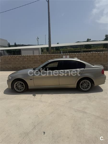 Beige Usado 2009 BMW 320 Berlina | 9000 € (Precio justo) - Imagen 1/4