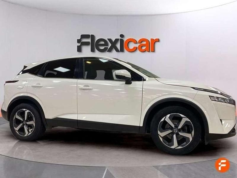 Usado Nissan Qashqai Tekna 158 CV (116 kW) 2022 Blanco SUV