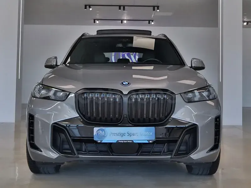 Usado BMW X5 xLine 489 CV (359 kW) 2023 Gris / plata SUV