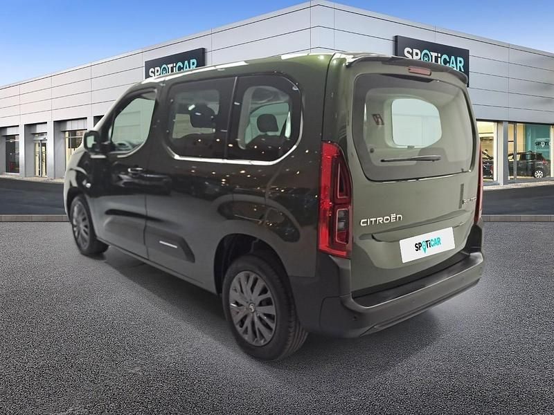 Usado Citroën Berlingo 102 CV (75 kW) 2025 Verde Monovolumen