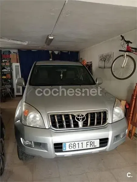 Usado Toyota Land Cruiser 166 CV (122 kW) 2007 Gris / plata SUV