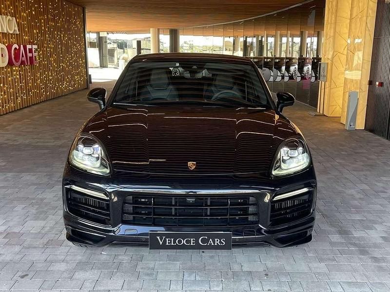Usado Porsche Cayenne Platinum Edition 462 CV (339 kW) 2022 Negro SUV