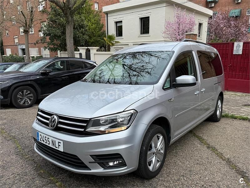 Usado VW Caddy Maxi Comfortline 150 CV (110 kW) 2019 Gris / plata Monovolumen
