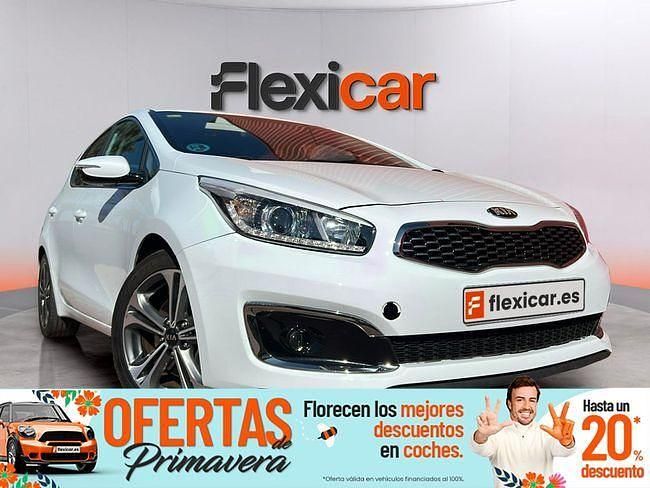 Usado Kia Ceed Launch Edition 136 CV (100 kW) 2018 Blanco Utilitario