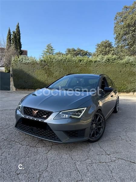 Usado Seat Leon ST CUPRA 290 CV (213 kW) 2016 Gris / plata Familiar
