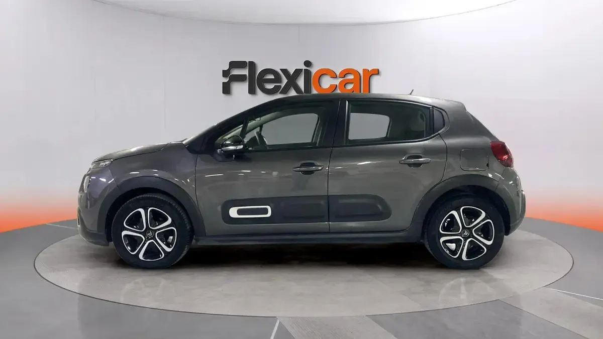 Usado Citroën C3 101 CV (74 kW) 2024 Gris Berlina