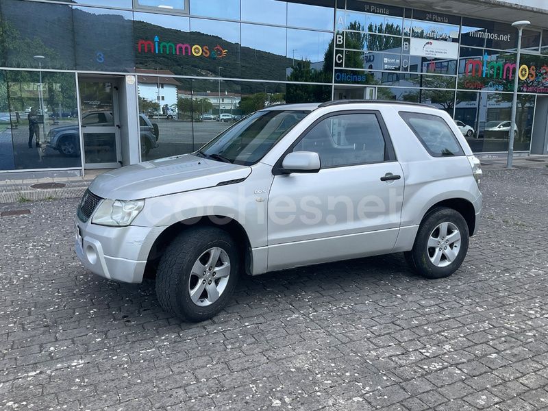 Gris / plata Usado 2008 Suzuki Grand Vitara SUV | 4000 € - Imagen 1/4
