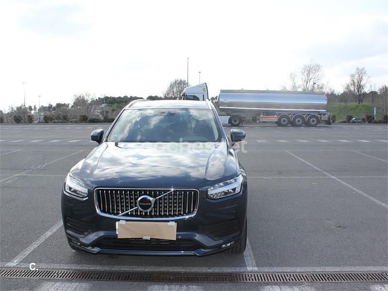 Usado Volvo XC90 Momentum 235 CV (172 kW) 2021 Azul SUV