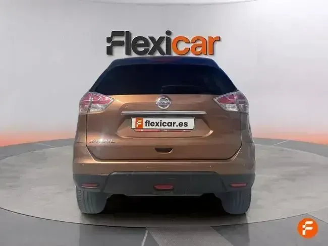 Usado Nissan X-Trail 360º 130 CV (95 kW) 2015 Naranja SUV