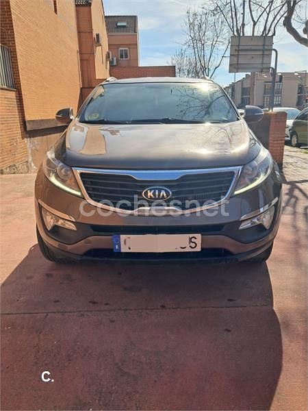 Usado Kia Sportage 115 CV (84 kW) 2013 Marrón SUV
