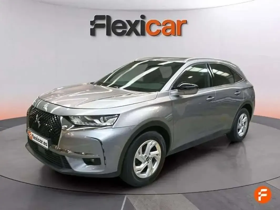 Usado DS Automobiles DS7 Crossback Be Chic 129 CV (94 kW) 2019 Gris SUV