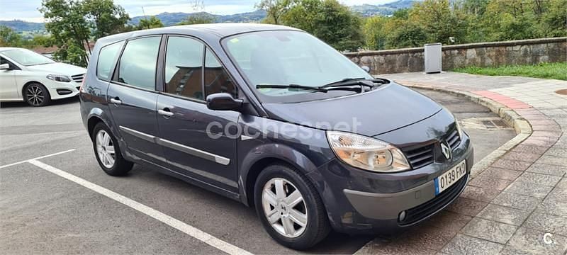 Negro Usado 2007 Renault Scénic II Dynamique Monovolumen | 2500 € (Caro) - Imagen 1/4