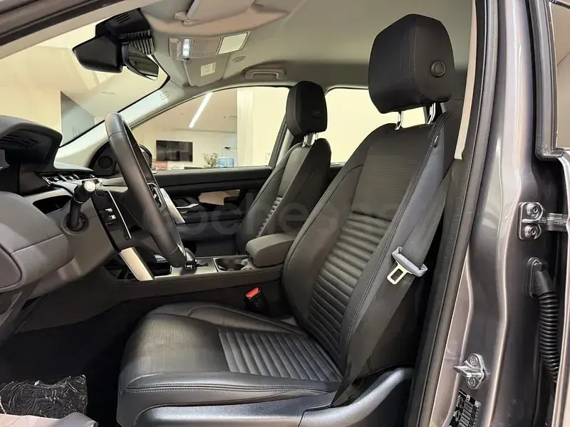 Usado Land Rover Discovery Sport S 163 CV (119 kW) 2024 Eiger grey SUV