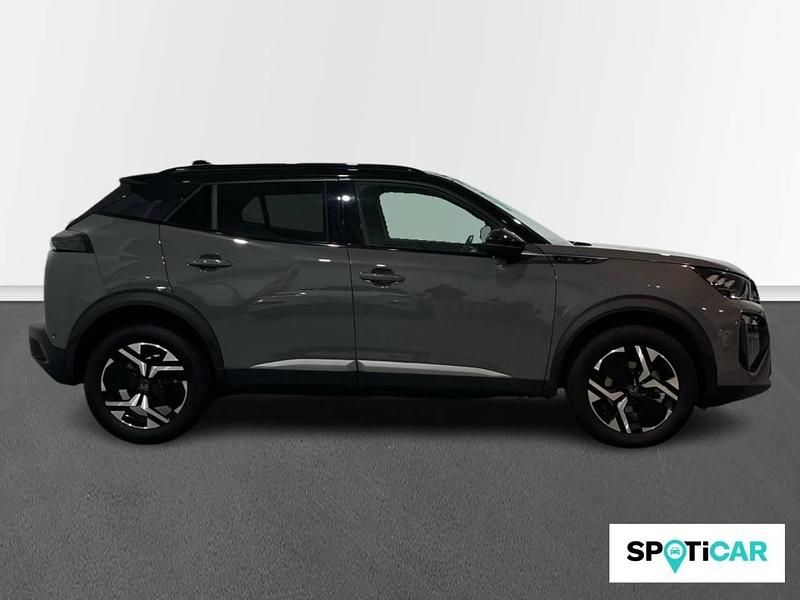 Usado Peugeot 2008 GT 130 CV (95 kW) 2024 Gris SUV
