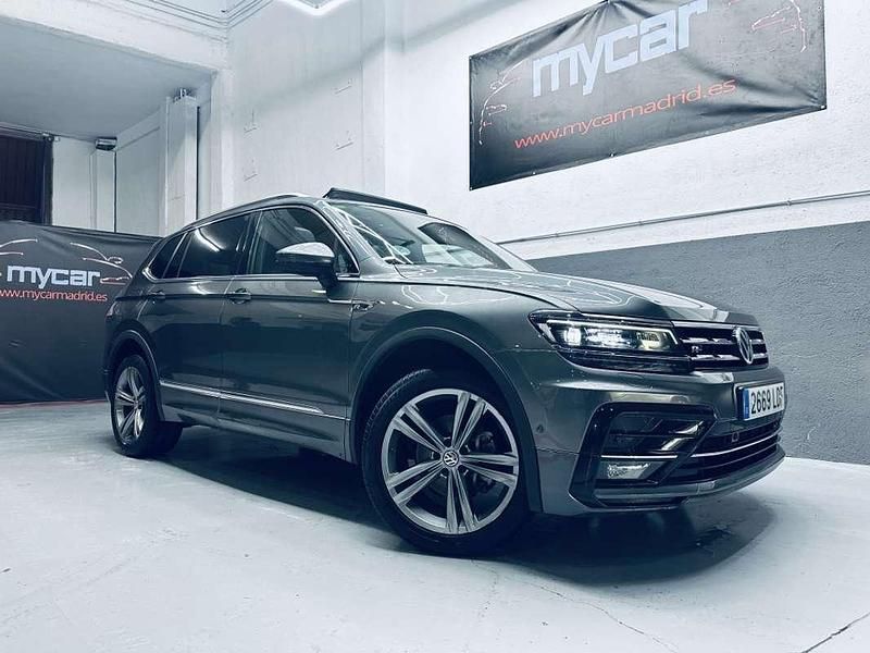 Usado VW Tiguan Allspace Sportline 150 CV (110 kW) 2020 Gris SUV