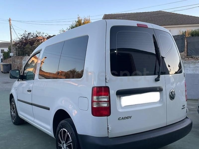 Usado VW Caddy Trendline 75 CV (55 kW) 2013 Blanco Monovolumen