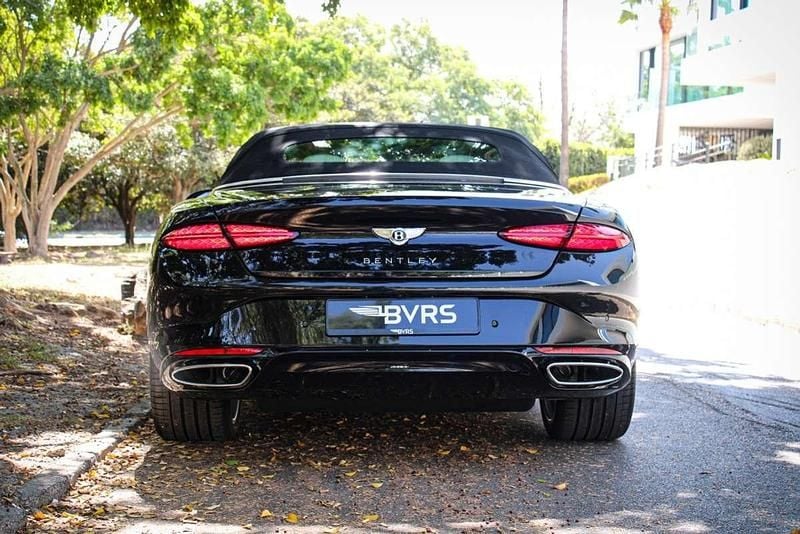 Negro Nuevo 2025 Bentley Continental Descapotable | 367.500 € - Imagen 1/4