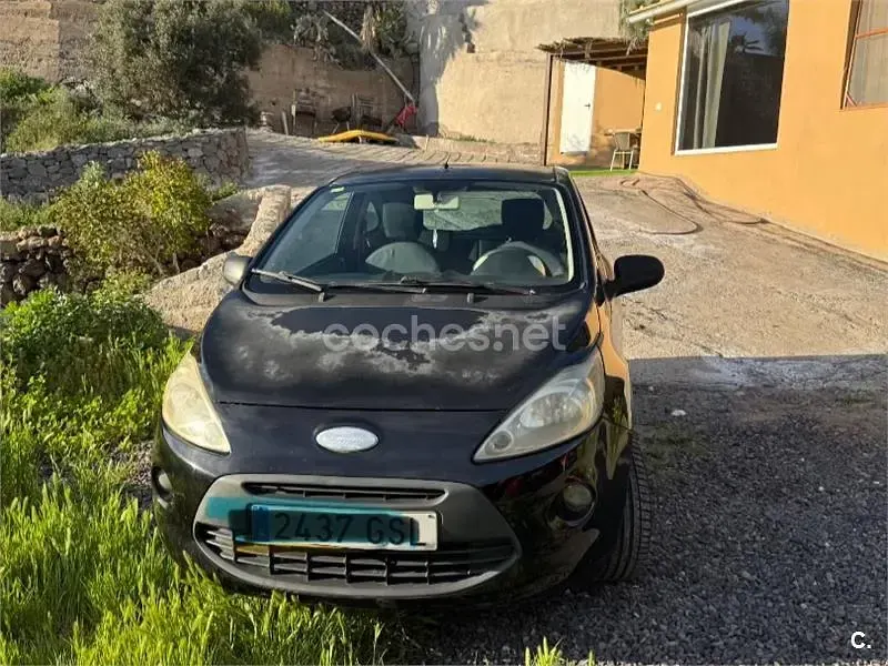 Usado Ford Ka Trend 69 CV (50 kW) 2009 Negro Utilitario