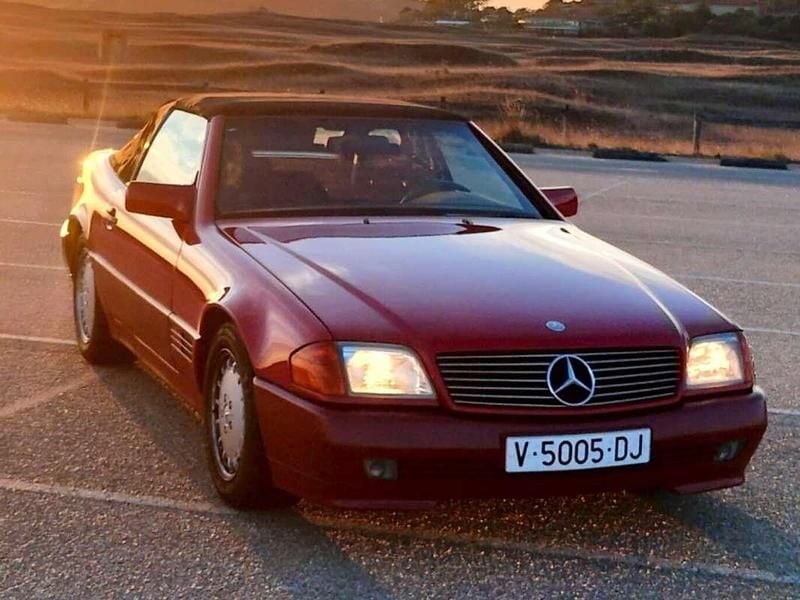 Usado Mercedes SL300 230 CV (169 kW) 1990 Rojo Coupe
