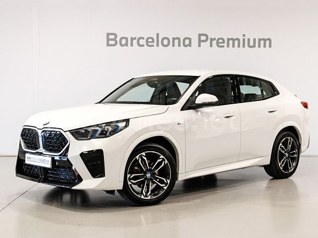 Blanco Usado 2024 BMW X2 Comfort Edition SUV | 46.990 € - Imagen 1/4