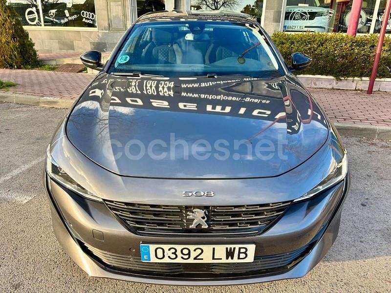 Usado Peugeot 508 Active 131 CV (96 kW) 2022 Gris / plata Berlina