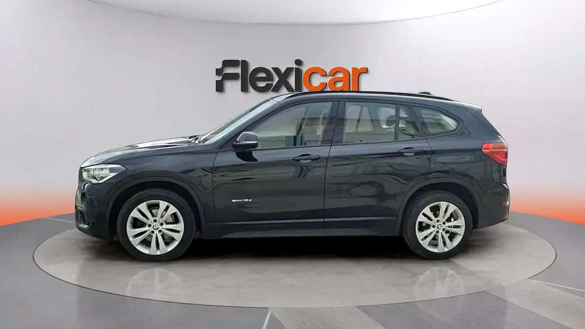 Usado BMW X1 150 CV (110 kW) 2018 Negro SUV