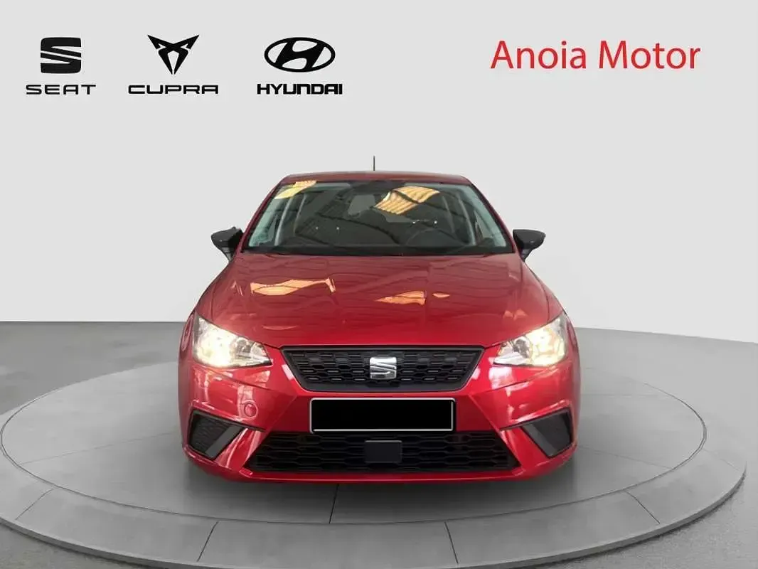 Usado Seat Ibiza Reference 80 CV (58 kW) 2020 Rojo Utilitario