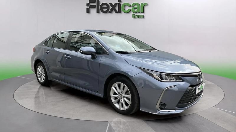 Usado Toyota Corolla Active 140 HP (102 kW) 2024 Azul Sedan