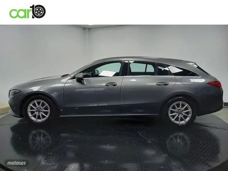 Usado Mercedes CLA200 Business 150 CV (110 kW) 2021 Gris Coupe