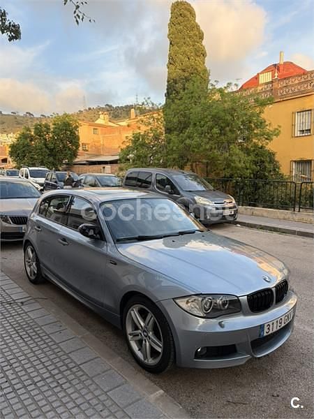 Usado BMW 120 170 CV (125 kW) 2009 Azul Utilitario