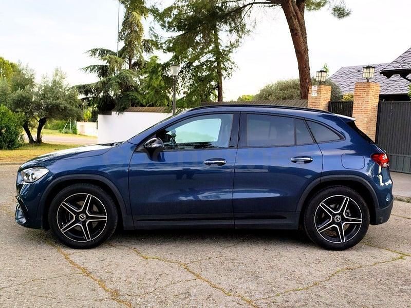 Usado Mercedes GLA200 163 CV (119 kW) 2022 Azul SUV