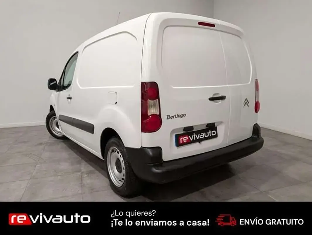Usado Citroën Berlingo 75 CV (55 kW) 2017 Blanco Monovolumen