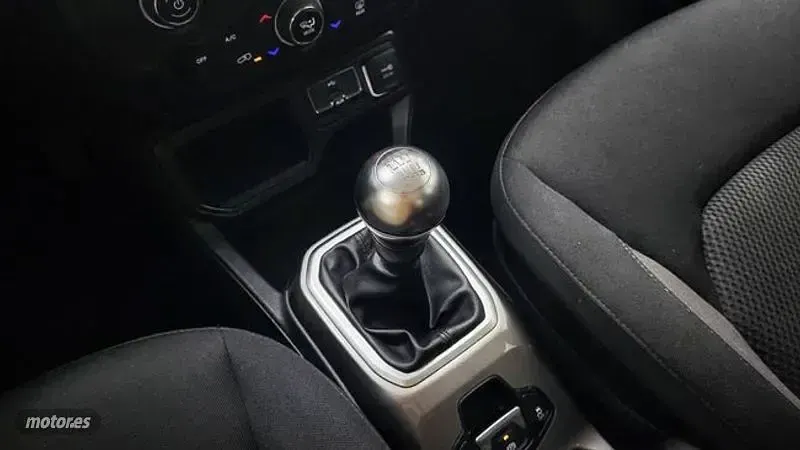 Usado Jeep Renegade Limited 120 CV (88 kW) 2022 Negro SUV