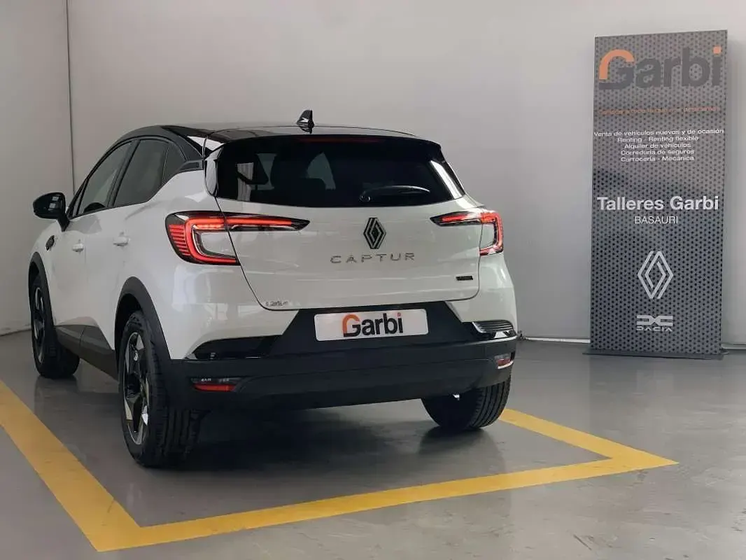 Nuevo Renault Captur Techno 159 CV (116 kW) 2025 Blanco SUV
