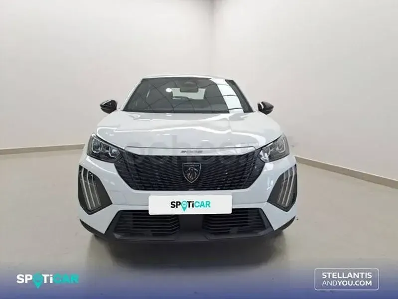 Usado Peugeot 2008 Style 100 CV (73 kW) 2026 Blanco SUV