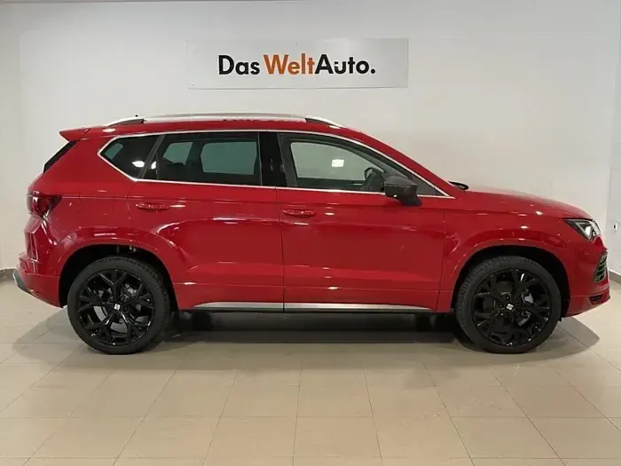 Usado Seat Ateca FR 150 CV (110 kW) 2025 Rojo SUV
