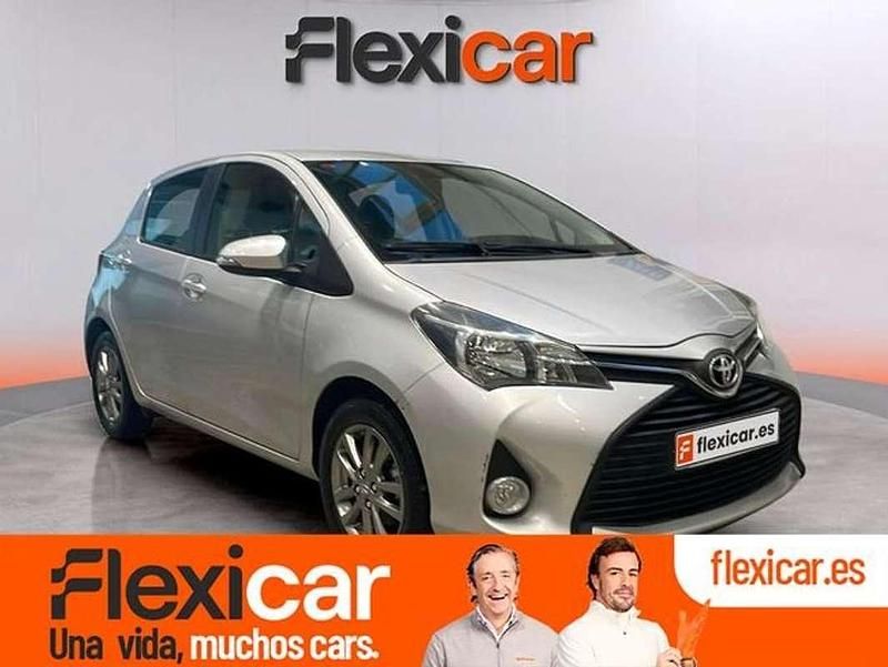 Gris Usado 2017 Toyota Yaris City Utilitario | 10.990 € (Precio justo) - Imagen 1/4