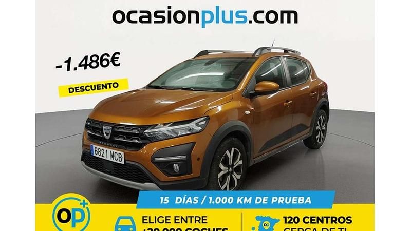 Usado Dacia Sandero Essentiel 91 CV (66 kW) 2022 Naranja Utilitario