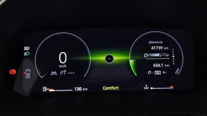 Usado Renault Captur Techno 101 CV (74 kW) 2025 Rojo SUV
