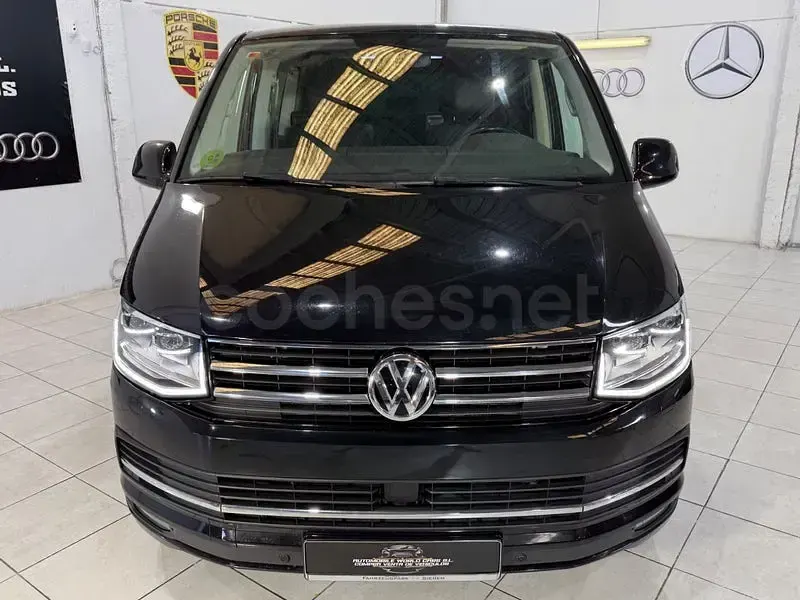 Usado VW Multivan Highline 204 CV (150 kW) 2018 Negro Monovolumen