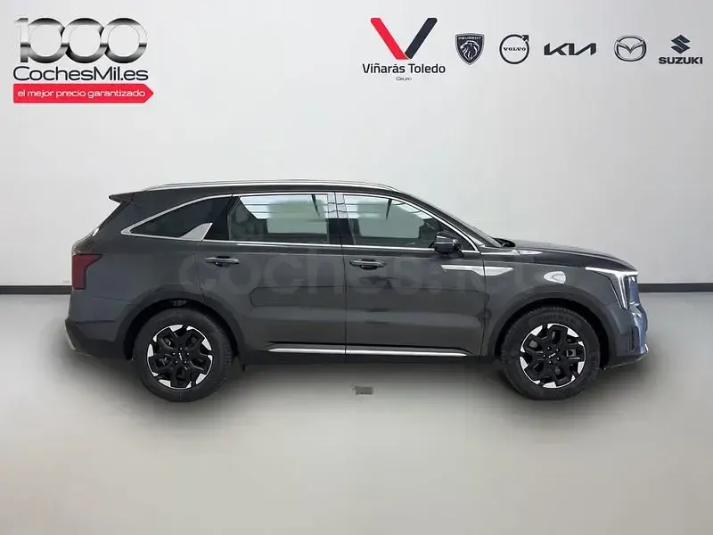 Nuevo Kia Sorento 194 CV (142 kW) 2025 Gris / plata SUV