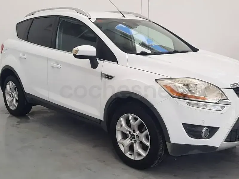 Usado Ford Kuga Titanium 140 CV (102 kW) 2011 Blanco SUV