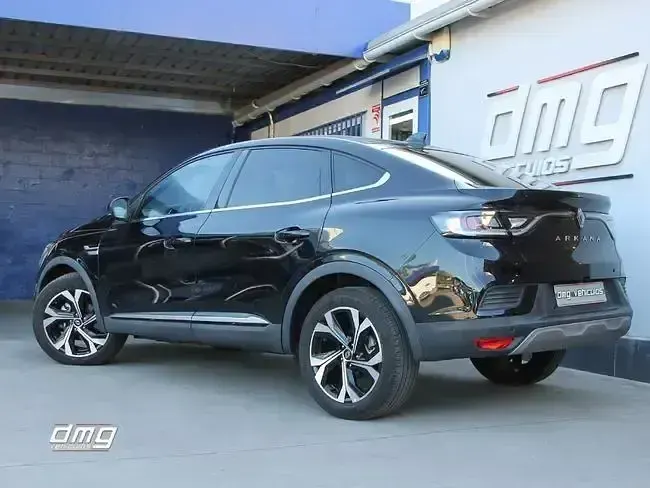 Nuevo Renault Arkana Techno 145 CV (106 kW) 2025 Negro SUV