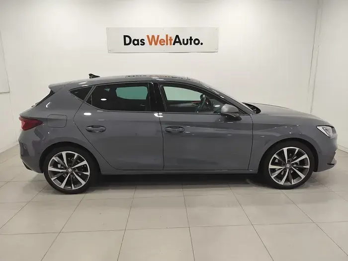 Nuevo Seat Leon FR 150 CV (110 kW) 2026 Gris