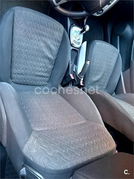 Usado Opel Corsa Selective 85 CV (62 kW) 2013 Gris / plata Utilitario