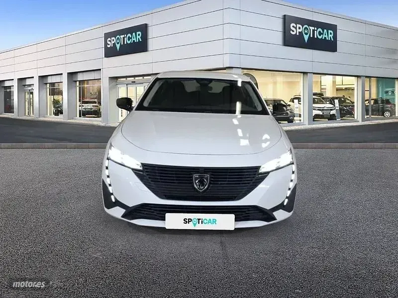 Usado Peugeot 308 Active 130 CV (95 kW) 2022 Blanco Berlina
