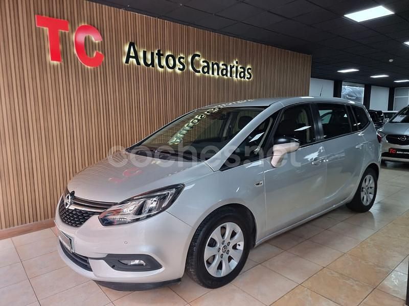 Gris / plata Usado 2018 Opel Zafira Family Monovolumen | 7990 € (Buen precio) - Imagen 1/4